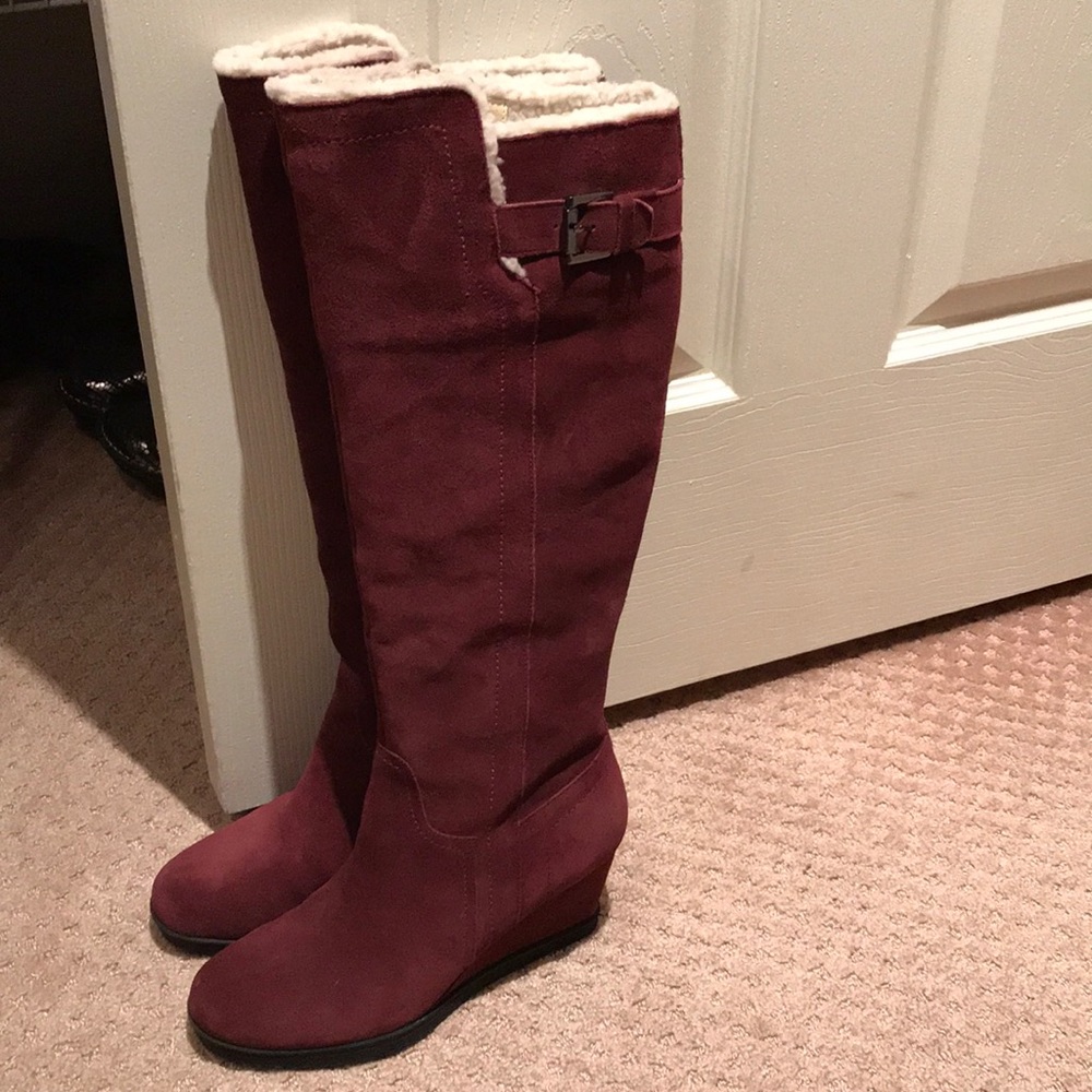 Burgundy Isaac Mizrahi wedge boots